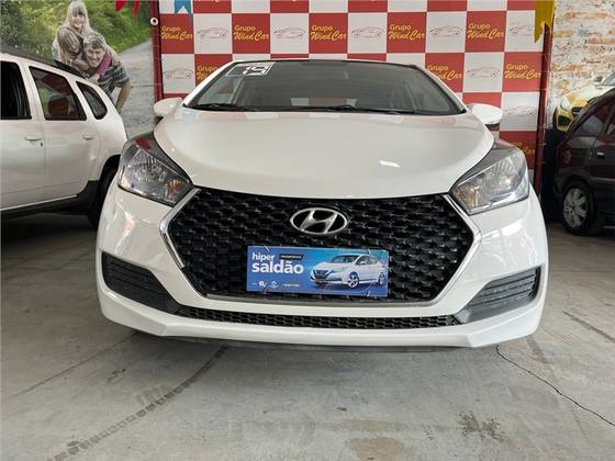 HYUNDAI HB20S 1.6 COMFORT PLUS 16V FLEX 4P MANUAL HYUNDAI HB20S 1.6 COMFORT PLUS 16V FLEX 4P MANUAL